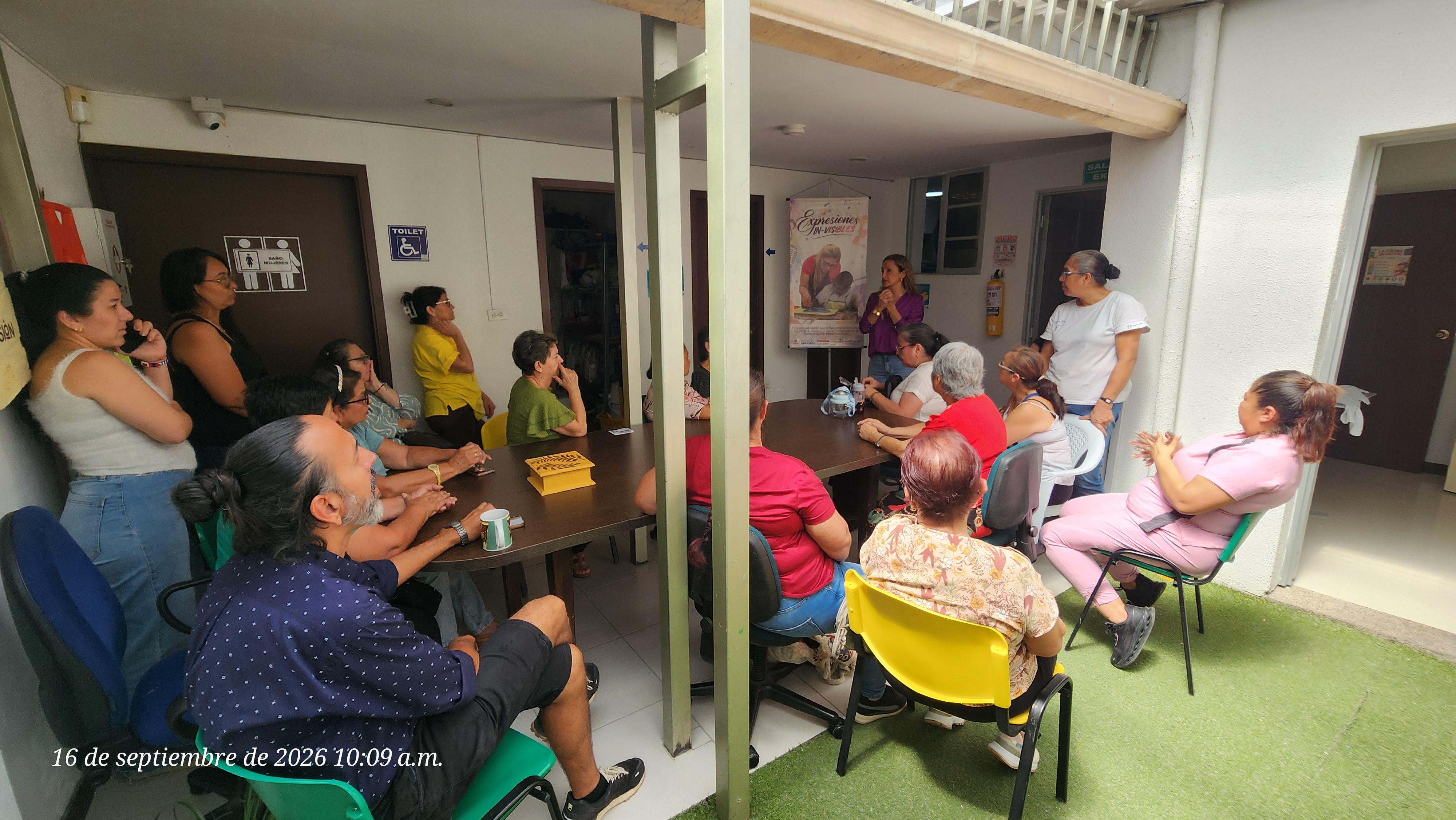 Expresiones In-Visibles "socialización"